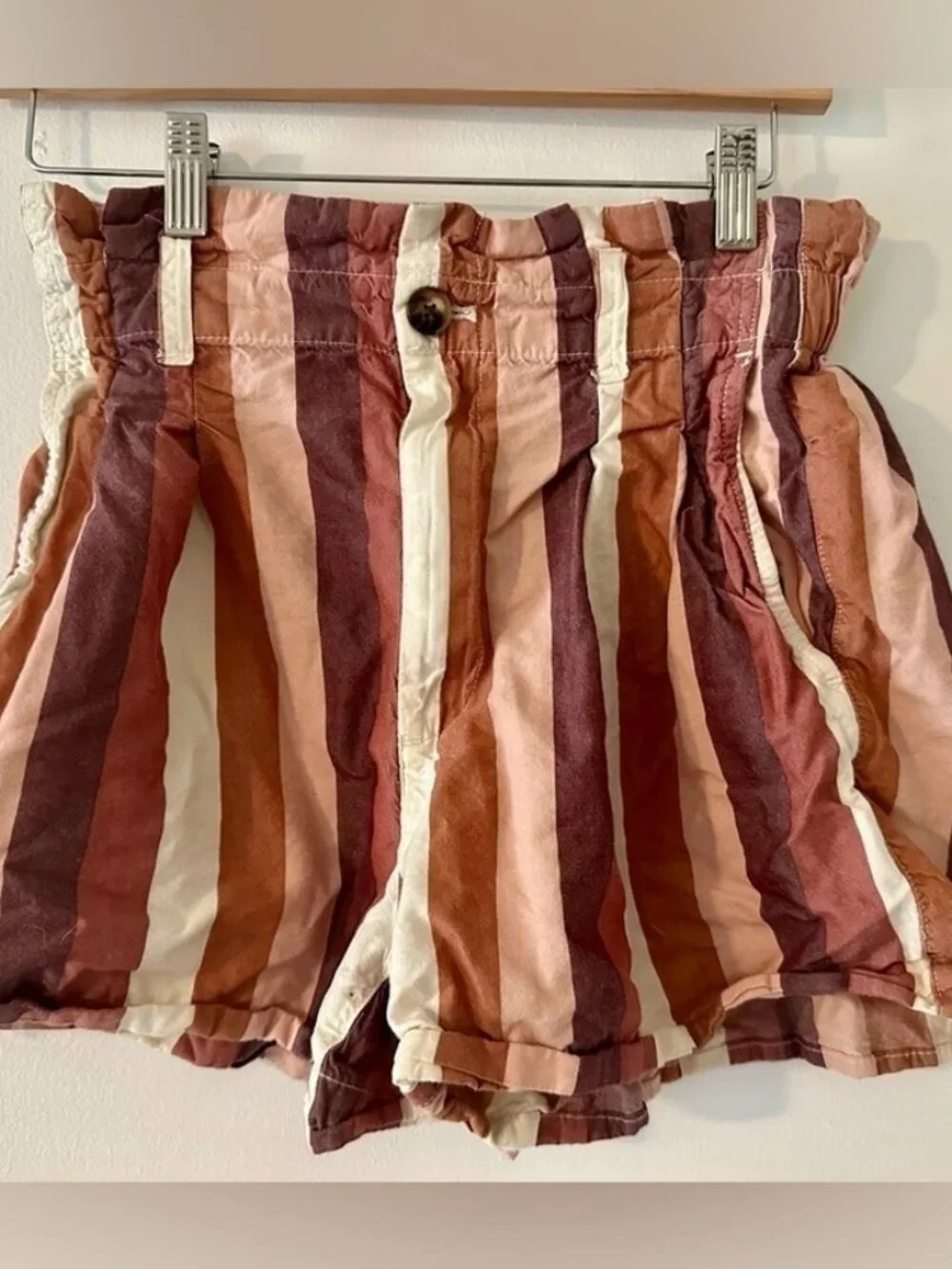 Shorts in Rainbow Stripe Size 00​​​​​​​